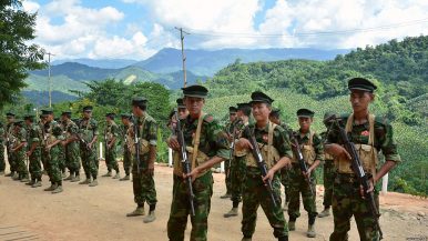 thediplomat-1024px-kachin_independence_army_cadets_in_laiza_paul_vrieze-voa-386x217